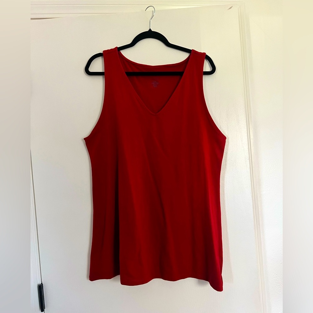 Thick Strap V-Neck Foxy Tank Top